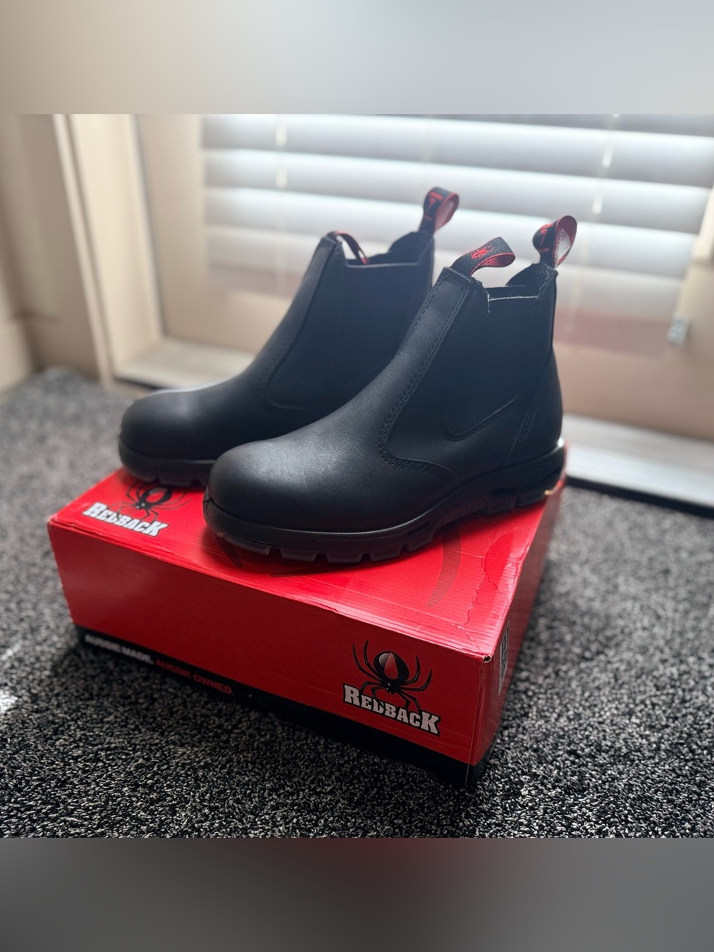 RedBack Bobcat UBBK SOFT TOE, Size 7.0, NEW IN BOX, Black Station Boot, Fire EMS